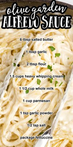 skillet with alfredo pasta, tongs in pasta Copycat Olive Garden Alfredo, Olive Garden Alfredo, Olive Garden Alfredo Sauce, Alfredo Sauce Recipe Easy, Alfredo Sauce Recipe Homemade, Copycat Olive Garden, Resep Pasta, Alfredo Sauce Recipe, Bumbo