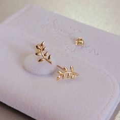 "Trendy & Chic These Branch Stud Earrings, available in 14k solid yellow, rose, or white gold. Absolutely the perfect gift for any occasion and stacks well with other Earring styles. Details: Height: 10.3mm Width: 6.1mm Width: 0.6mm Metal: Solid 14K Yellow Gold Finish: High Polish * Made to Order. * Made in NYC. ▶ Check out our shop for more dainty earrings https://www.etsy.com/shop/BeautiesJewelryNYC ♥ We Offer : Free US Insured Shipping!! ♥ All of our jewelry comes in a nice Jewelry Box. You c Elegant 14k Gold Cartilage Earrings, Classic Hypoallergenic Ear Climbers As A Gift, Classic Hypoallergenic Ear Climbers As Gift, Classic Hypoallergenic Ear Climbers For Gifts, Classic Gold Cartilage Earrings As A Gift, Classic Gold Cartilage Earrings For Gift, Delicate 14k Rose Gold Earrings, 14k Rose Gold Cartilage Earrings With Matching Set, Classic Pierced Ear Climbers As Gift