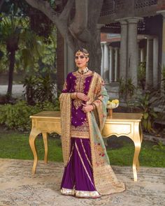 Velvet Gharara, Traditional Gharara, Gharara Dress, Kameez Style, Bridal Gharara, Royal Purple Dress, Gharara Designs, Dupatta Style, Dress Pakistani