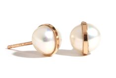 Perfect Pearls Smooth, white, and lustrous, these pearls are sophisticated and smart. The are each about 5.5-6mm in diameter, a wearable size that works from day to night, and everything in between! White Potato Pearl, 5.5-6mm diameter Available in Recycled 14 Karat Gold or Sterling Silver Handmade to order in California Stone Earrings Studs, Perfect Pearls, Gold Belly Ring, Melissa Joy Manning, Candy Jewelry, Mens Gold Jewelry, Pearl Shop, Stone Studs, Birthstone Earring