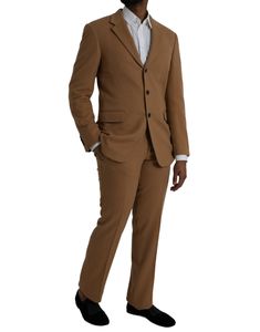 Prada three button single breasted slim fit 2 piece suit.Color: BrownStyle: Single breasted 2 piece suit; includes blazer and pantsClosure: Three button closureFit: Slim FitInside pocketsOne open vent in the back3-way pants zipper closureMade in ItalyMaterial: 100% cashmereLining: 100% Viscose Single Breasted Suit, Cocktail Dress Prom, 2 Piece Suit, Evening Dresses Cocktail, Suede Coat, Mode Chic, Sneaker Slippers, Short Leggings, Dress Suits