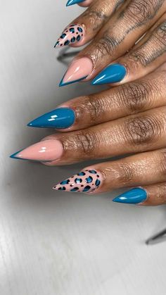 Medium Stiletto Nails Designs, Ombre Sns, Stiletto Nail Design, Ongles Design, Pencil Nails, Hot Nail Designs, Cute Toe Nails, Nail Design Inspiration, Stiletto Nails Designs