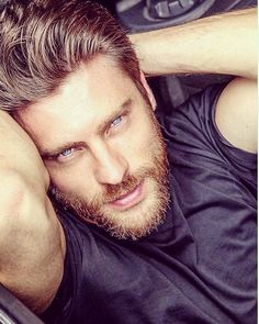 Portrait Photography Men, Beard Look, Beard Styles For Men, Blonde Guys, Gorgeous Eyes, Hair And Beard Styles, Beard Styles