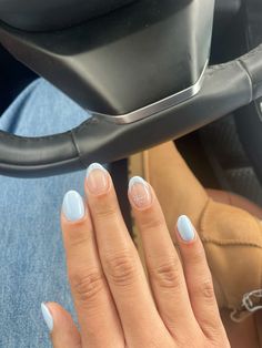 Blue French Dip Nails, Short Blue Holiday Nails, Light Blue And White Nails Design, Light Blue Nails Winter, White Nails Snowflake, Blue And White Snowflake Nails, Simple Christmas Nails Blue, Short Snowflake Nails, Winter Nails Light Blue