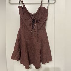 Forever 21 Mini Dress In A Coco Brown Color New With Tags. Tag Says Size Small But The Dress Runs Smaller To Size And Fits More Like An Extra Small. Brown Dresses Outfit, Brown Mini Dress, Brown Dress, Dress Cuts, Forever 21 Dresses, 21 Dresses, Brown Color, Dream Closet, The Dress