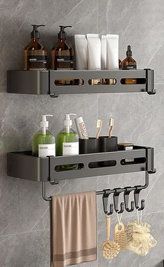 Discover stylish bathroom organizers to streamline your space. From sleek shelves to chic baskets, find the perfect storage solutions for your essentials." BathroomOrganization #StorageSolutions #HomeDecor #InteriorDesign #OrganizedHome #SmallSpaceLiving #BathroomInspiration #Declutter #HomeOrganization #BathroomStorage Black Shower Caddy, Bathroom Shower Storage, Black Bathrooms, Bathrooms Floors, Glamorous Bathroom Decor, Bathroom Shelf Decor, Shower Rack, Bathroom White, White Bathroom Decor