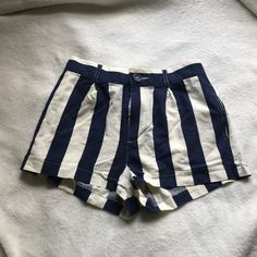 Nwot Blue And White Striped Side Pockets Amazing Quality & Condition Preppy Short Length Beach Bottoms, Preppy Blue Cotton Shorts, Navy High Waist Shorts For Summer, Preppy Fitted Blue Shorts, Navy High-waisted Shorts For Spring, Summer Preppy High-waisted Shorts, Preppy High-waisted Shorts For Summer, Navy High-waist Shorts For Summer, Navy Bottoms For Summer Day Out