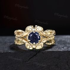 ● You will get high quality hand-made crafted jewelry when you purchase items on DRingstudio. Wearing our blue sandstone ring is just like wearing a microcosm of the night sky on your finger. Isn't that the most romantic promise to give your lover, friend or family the entire starry sky? Blue sandstone ring is a symbol of victory, choose a blue sandstone ring you prefer, carry your own piece of starry night sky, and create your own prosperity in life! ● Gems Info: Main stone : 6.5mm round lab created blue sandstone This ring can be customized by other gems stones, please contact us directly if you need :) ● Warranty 100 days warranty policy. I always take responsibility for my customers. Even your order more than 100 days, you can contact me at anytime, I'll be happy to help with and solve Blue Sandstone Engagement Ring, Sandstone Engagement Ring, Sandstone Ring, Wedding Ring Dainty, Solitaire Wedding Ring, Serpent Ring, Blue Sandstone, Wedding Rings Solitaire, Snake Ring