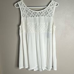 Nwt Artesia Bohemian White Sleeveless Lace Tank Style Blouse Women’s Size Large. Bohemian Sleeveless Crochet Top For Day Out, Chic White Sleeveless Crochet Top, White Sleeveless Camisole For Vacation, Sleeveless Lace Top For Summer Beach, White Sleeveless Lace Trim Top, Beach Sleeveless Lace Top Camisole, Summer Sleeveless Lace Top For Beach, White Sleeveless Crochet Top For Vacation, Beach Lace Top Sleeveless Camisole