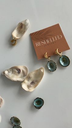 The Costa Shell Earrings – Reshelled Jewelry Beach Style Jewelry, Sea Earrings, Sea Jewelry, Seashell Earrings, Seashell Jewelry, Ocean Jewelry, Jewelry Lookbook, Shell Jewelry, Hanging Earrings