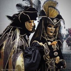 #Venice #Carnival #Masks #MasqueradeBall #Holiday #Photography Carnival Costumes Ideas, Carnival Aesthetic, Inner Sanctum, Venice Carnival, Nice Pic, Holiday Photography