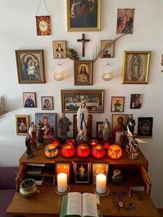 Christian Shrine Home Altar, Christopagan Altar, Altar For Loved One, Mexican Altar Ideas, Catholic Shrines And Altars Ideas, Christian Alter Ideas For Home, Memorial Altar Ideas Home, Orthodox Home Altar, Catholic Bedroom Aesthetic