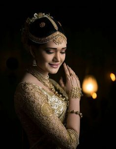 Sri Lankan Bride Sri Lankan Bride, Bride Groom Photoshoot, Indian Bride Poses, Indian Bride Photography Poses, Indian Bride Makeup, Bride Photos Poses, Indian Wedding Poses, Bridal Makeup Images, Wedding Portrait Poses