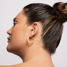 How we style our hoops: Made to wear solo or sweetly stacked, it’s your vibe, and we’re here for it. For multiple piercings, dress up your lobes with our studs and huggies. It’s not always about the ears, though -- complete the look with our beloved necklace sets. Gold Plate over Brass Nickel- and lead-free 30mm Hair Necklace, Multiple Piercings, Gold Vermeil Jewelry, Reach For The Stars, Necklace Sets, Gold Alloys, Vermeil Jewelry, Take Risks, Silver Plated Jewelry