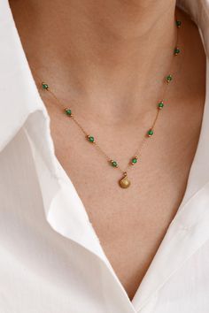 Green Necklaces With Pearl Pendant And Round Beads, Green Necklace With Pearl Pendant And Round Beads, Green Necklaces With Pearl Pendant For May Birthstone, Green Pearl Pendant Necklace For May Birthstone, Green Shell Necklace With Round Beads As Gift, Shell Locket, Neck Pieces Jewelry, The Bling Ring, Modern Gold Jewelry