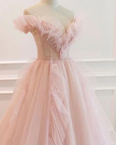 v-neck light pink ruched tulle beading a-line evening dress Off Shoulder Tulle, Prom Dress Pink, Tulle Long Prom Dress, Prom Dress With Train, Prom Dresses Long Pink, A Line Evening Dress, Tulle Evening Dress, Floor Length Prom Dresses, Graduation Dresses