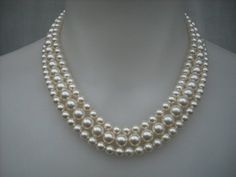 Classic Multi-strand Pearl Necklace For Wedding, Classic Multi-strand Jewelry For Weddings, Classic Multi-strand Wedding Jewelry, Multi-strand Pearl White Pearl Necklace For Wedding, Three Strand Pearl Necklace, Swarovski Pearl Necklace, Pearl Necklace Vintage, Necklace Swarovski, Necklace Wedding