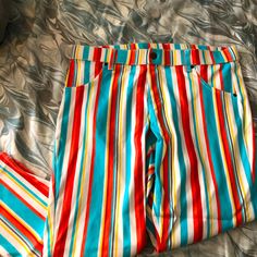 Hue Colorful Stripe Jeggings Super Stretchy. Pull-On. Non Functional Front Pockets Functional Back Pockets Comfy! Tried On, But Never Worn Out. Fun Multicolor Cotton Pants, Fun Multicolor Pants For Spring, Fun Multicolor Spring Pants, 80's Clothes, 80s Outfit, Jim Carrey, Jean Jeggings, Colored Pants, Bright Colored