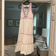 Excellent Condition Never Worn Chic White Sundress For Daytime, White A-line Vacation Dress, White A-line Dress For Vacation, White Midi-length Sundress, White Long Sundress For Spring, White Midi Length Sundress, White V-neck Sundress For Casual Wear, Sleeveless White Midi Dress For Casual Occasions, White Feminine Maxi Dress For Day Out