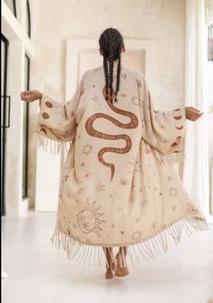 Looks Hippie, Look Boho Chic, Fest Outfits, Estilo Hippie, Kundalini Yoga, Cycling Fashion, Volleyball Hairstyles