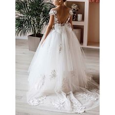 Silhouette:Ball Gown,A-Line; Hemline / Train:Floor Length; Closure:Zipper UP; Fully Lined:No; Category:Flower Girl Dresses; Embellishment:Appliques,Sash / Ribbon,Bow(s); Season:Spring,Fall; Fabric:Lace; Sleeve Length:Cap Sleeve; Tips:Professional dry cleaner only,Colors may vary slightly due to different monitor settings; Style:Boho,Tutu,Mini Bridal; Occasion:First Communion,Birthday; Neckline:Jewel Neck; Brand:LAN TING Express; Listing Date:03/19/2024; Bust:; Hollow to Floor:; Waist:; Includes:Dresses; Size Range:Girls Cute Prom Dress, Prom Dress Lace, Girls Ball Gown, Cheap Flower Girl Dresses, Girls Dresses Online, First Communion Dresses, Wedding Flower Girl Dresses, Cute Prom Dresses, Communion Dresses