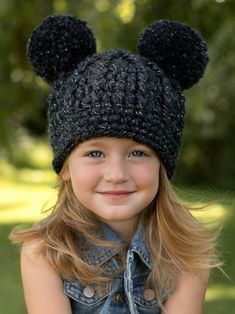 Fluffy Pom Poms, Hats Design, Crochet Winter Hat, Girls Crochet Hats, Crochet Sun, Crochet Winter Hats, Crochet Sun Hat, Knitting Patterns Free Hats, Crochet Kids