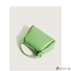 Bird in Bag - Light retro women's bag design cigarette box bag new senior sense of green handbag crossbody Sacs Design, Small Buckets, Life Quality, Green Handbag, Bucket Bags, Fashion Life, Retro Women, Bag Light, Bag Design