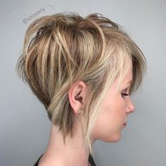 Blond Pixie, Trendy We Fryzurach, Kort Bob, Kadeřnické Trendy, Short Layered Haircuts, Bob Hairstyles For Fine Hair, Long Pixie, 짧은 머리, Short Blonde