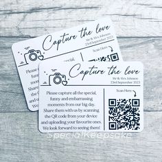 two business cards with the words capture the love and capture the love written on them