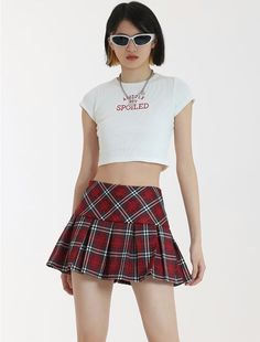 This adorable Plaid Tiered Pleated Mini Skirt is your go-to for effortless-chic style! Featuring a slightly grungy vibe with a plaid pattern and tiered design, this a-line mini skirt is the perfect blend of cute and vibrant.
Gender: WomenMaterial: PolyesterSkirt Length: Mini / Short (with protective shorts)Waist Type: Mid to High Waist Plaid Skirt School Outfit, Red Pleated Mini Skirt, Plaid Mini Skirt Outfit, Red Plaid Mini Skirt, Pleated Mini Skirt Outfit, Skirt Grunge, Grunge Harajuku, Plaid Print Skirt, Thrift Wishlist