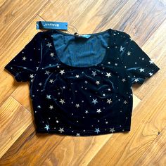 Velvet Crop Top With Star Print - Never Worn! Perfect For Taylor Swift Eras Tour! Fitted Star Print Top For Night Out, Fitted Star Print Tops For A Night Out, Cosmic Core, Genshin Clothes, Thrifting Inspiration, Taylor Swift Eras Tour, Velvet Crop Top, Taylor Swift Eras, Crop Top And Shorts