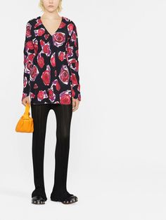 Marni Rose Print Top - Farfetch Floral Print V-neck Top For Evening, Black Long Sleeve Top With Rose Print, Evening V-neck Floral Print Top, Italian House Aesthetic, Rose Print, Print Top, Shirt Outfit, Print Tops, Black Red