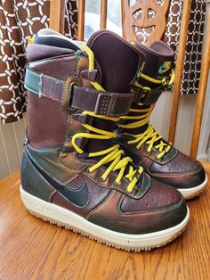 Nike ZF 1 snowborad boot Men' US 6 W7 UK 5.5 EUR 38.5. Brown used lightly great condition shown wear on the pictures please check. Brands Outlet, Boots Men, Athletic Shoes, Men's Shoes, Shoe Accessories, Mens Accessories, Gift Card, Nike, My Style