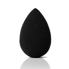 beauty-blender-mini-canister-blender-pro-in-black Dr Items, Skincare Application, Beauty Blender Pro, Dr Belongings, Makeup 2022, Obx Dr, Long Wear Makeup, Blender Makeup, Hollywood Makeup