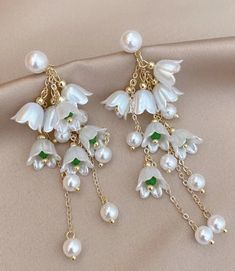 Flower & Pearl Tassel Drop Earring Anting Manik, Cheap Earrings, Beach Festival, Handmade Jewelry Tutorials, Tassel Drop Earrings, Party Earrings, Handmade Wire Jewelry, Flower Accessories, Pearl Earrings Dangle