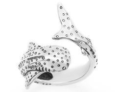 This stunning whale shark ring is sure to make a statement! Whale sharks are the largest fish in the sea and we wanted this ring to capture every detail of these gentle ocean giants. Hours of careful research went into making every detail as realistic as possible. With its signature spots and mouth wide open there's no mistaking this ocean animal. A unique gift for scuba divers and ocean lovers! 5% of every sale is donated directly to Shark Conservation Australia. For a matching set, check out o Shark Wedding Ring, Whale Shark Earrings, Whale Shark Necklace, Whale Shark Jewelry, Cute Jewelry Silver, Whale Ring, Shark Clothes, Shark Accessories, Whale Earrings