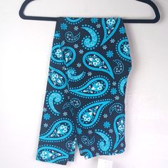 Vibrant Paisley Graphic Legging Lounge Wear Super Soft Jersey Cotton Feel 8% Spandex 92% Poly Lots Of Stretch! 11.5" Waist (Plus 5" Of Stretch) 10.5" Rise 26" Inseam Bx Anticipate Epic Customer Service! Graphic Pants, Paisley Leggings, Graphic Pant, Graphic Leggings, Black Turquoise, Paisley, Blue Green, Customer Service, Lounge Wear