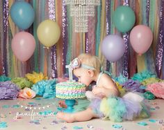 Les pastels mélangées avec de la lavande sparkle paillettes Unicorn Cake Smash, Birthday Garland, Photos Booth, Diy Event