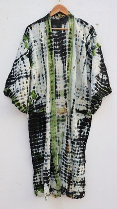 "Cotton Sari kimono robes are perfect for lounging around the home or spa. Use our Cotton Sari robe as a cover up on the beach or after a dip in the pool. Add a luxe, boho feel to your bridal shower. Versatile, soft and luxurious, our Cotton Sari kimono robes are printed with azo-free dyes. The Cotton Sari robe features Full sleeves, a waist tie and two front pocket. Length - 50 inches (125Centimeter), Measurements Approx : *Length: 50\" Inches *Bust Around Size: 52\" Inches *Shoulder: 28\" Inch Bridesmaid Kimono, Patchwork Kimono, Bridal Kimono, Luxe Boho, Kimono Vintage, Cotton Sari, Kimono Robes, Printed Robe, Floral Gown