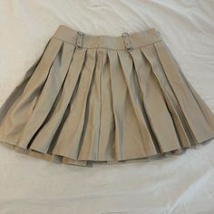 Beige Pleaded Skirt Silver Details Chic Pleated Mini Skirt By Forever 21, Forever 21 Chic Pleated Mini Skirt, Chic Forever 21 Pleated Mini Skirt, Black Pleated Midi Skirt, Pleaded Skirt, Grey Pleated Skirt, Camo Mini Skirt, Blue Maxi Skirt, White Floral Skirt