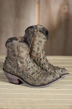 Women�s Liberty Black Vintage Camo Leather Boots with Studs by Overland Sheepskin Co. (style 52414) Fall Rivet Ankle Boots, Fall Ankle Boots With Rivets, Ankle Boots With Rivets For Fall, Rugged Boots With Rivets And Round Toe, Brown Fall Boots With Rivets, Brown Boots With Rivets For Fall, Fall Brown Boots With Rivets, Western Brown Boots With Rivets, Western Leather Boots With Rivets