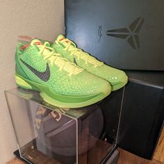 Kobe 6 Protro 'Grinch'. Shoes Are Brand New With Box. Authentic Size 13. One Of Kobes Most Iconic Sneakers. For More Pics Or Info Please Click To Contact! Green Basketball Shoes With Perforated Toe Box, Nike Wrestling Shoes, Grinch Shoes, Kobe 6 Protro, Hoop Shoes, Nike Air Monarch Iv, Nike Dunk Low Sp, Kobe 6, Nike Air Force Max