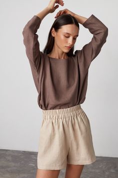 "ISLA is a high waist linen shorts. DETAILS - High waist - Elasticated waist - Side seam pockets - Oeko-Tex certified 100% lightweight linen - Cut and sewn to order just for you in our studio COLOR - Beige, you can also choose other colors above - Fabric samples are available here https://www.etsy.com/listing/586569696/linen-fabric-samples SIZING & FIT - Fits true to size - Model is 5'9.5\" / 177cm and wearing a size XS CARE FOR LINEN - Machine wash up to 30ºC/86ºF gentle cycle - Lay flat to dry or tumble dry low - Warm iron if needed - Do not bleach SIZE GUIDE Size conversion guide Size XS (US 0-2, IT 36-38, UK 4-6, Japan 3-5, France 32-34) Size S (US 4-6, IT 40-42, UK 8-10, Japan 7-9, France 36-38) Size M (US 8-10, IT 44-46, UK 12-14, Japan 11-13, France 40-42) Size L (US 12-14, IT 48-50 Linen Wrap Top, Kimono Wrap Dress, Linen Wrap Dress, Brown Sweatshirt, Linen Tunic Tops, Studio Color, Blue Summer Dresses, Linen Jumpsuit, Handmade Clothing