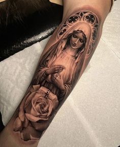 Tattoo Of Virgin Mary, Chicana Virgin Mary Tattoo, Evettexo Tattoo, Praying Lady Tattoo, Santa Maria Tattoo Designs, La Virgen Tattoo, Centenario Tattoo, St Mary Tattoo