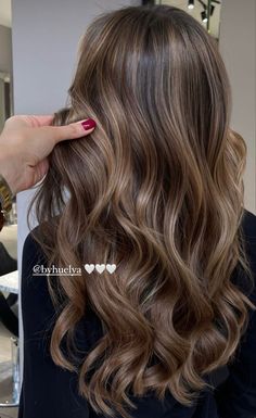 Light Brown Hair Styles, Brown Hair Styles, Old Money Brunette, Brown Hair Inspiration, Light Brunette, Beige Hair, Korean Hair Color