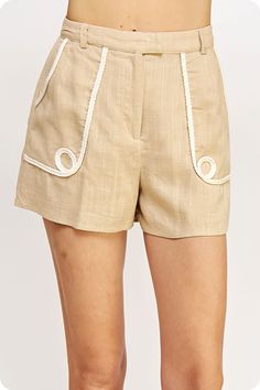 Details Taupe linen short with braid embroidery Front zipper closure Hook and eye closure Pockets Wash and care 70% Viscose, 30% Linen Hand wash cold, hang to dry Braid Embroidery, College Sorority, Elastic Shorts, Beach Shop, Braided Belt, Linen Short, Matching Top, Skorts, Trim Detail