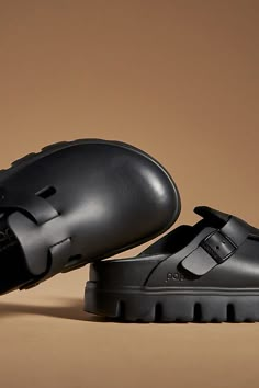 You’re a shoe -in for incredible style and comfort when you slip on Birkenstock®. (P.S. it’s our favorite step when putting together an OOTD)! | Boston Exquisite Chunky Clogs by Birkenstock in Black, Women's, Size: 37, Leather/Metal/EVA at Anthropologie Chunky Leather Sandals, Shoes Minimalist, Minimal Shoes, Random Clothes, Fashion Goals, Chic Sandals, Mens Shoes Casual Sneakers, Womens Summer Shoes, Birkenstock Boston