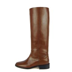 Is there a more classical pair of boots than riding boots? We know they will look very classy, no matter if you want to wear them with a pair of jeans and a t-shirt or a floral ruffle dress. The straight shape of the shaft and the 2,5 cm heel will give your legs a tapered look. Choose the calf circumference and height that best fit you, click the button above to get to know how to correctly measure your calf. Details: Fine brushed effect calfskin upper Leather lining, leather insole Leather sole Classic Wide Calf Knee-high Boots For Riding, Brown Wide Calf Knee-high Boots For Riding, Classic Riding Knee-high Boots Medium Width, Brown Winter Riding Knee-high Boots, Brown Wide Calf Boots For Work, Classic Medium Width Heeled Boots For Fall, Brown Wide Calf Boots For Business, Classic Leather Riding Heeled Boots, Winter Riding Boots In Brown