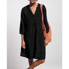 Season:Summer,Spring; Fabric:Linen Cotton Blend; Sleeve Length:3/4 Length Sleeve; Look After Me:Machine wash; Gender:Women's; Style:Casual; Elasticity:Inelastic; Occasion:Vacation,Daily; Fit Type:Loose Fit; Dresses Type:Linen Dress,Cotton Summer Dress; Pattern:Plain; Design:Basic; Neckline:V Neck; Front page:FF; Listing Date:04/22/2024; Production mode:External procurement; Bust:; Length:; Dress Length Type:Midi Dress; Print Type:non-printing Casual Summer Dresses With 3/4 Sleeves, Black 3/4 Sleeve Beach Dress, Black Beach Dress With 3/4 Sleeve, Summer Daywear Midi Dress 3/4 Length, Summer Daywear Midi Dress, Summer Midi Dress For Daywear, 3/4 Length, Summer Beach Dress With 3/4 Length, Summer Beach Dresses With 3/4 Length, 3/4 Length Summer Beach Dresses