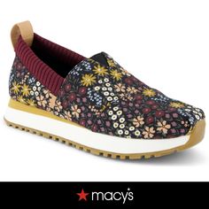 in stock Dot Patterns, Women's Slip Ons, Slip On Trainers, Pinterest Closet, Trainer Sneakers, Sporty Chic, Knit Collar, Sneakers Black, Slip On Sneaker